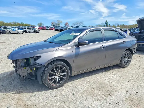 4T1BF1FK1GU549940 2016 TOYOTA CAMRY - Image 1