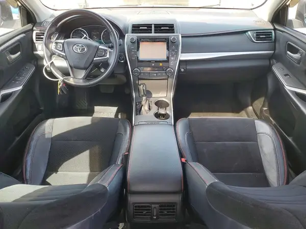 4T1BF1FK1GU549940 2016 TOYOTA CAMRY - Image 8