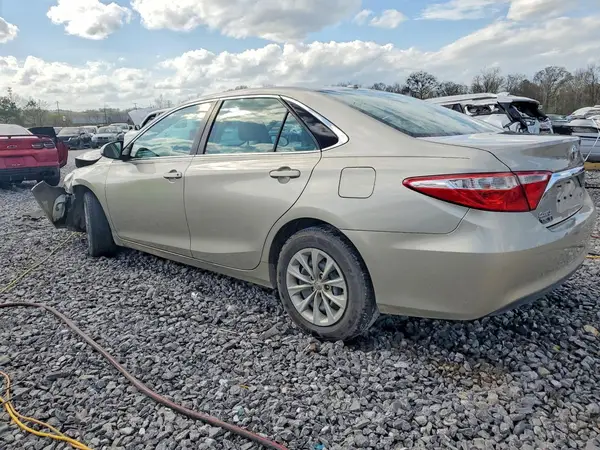 4T1BF1FK1GU552109 2016 TOYOTA CAMRY - Image 2