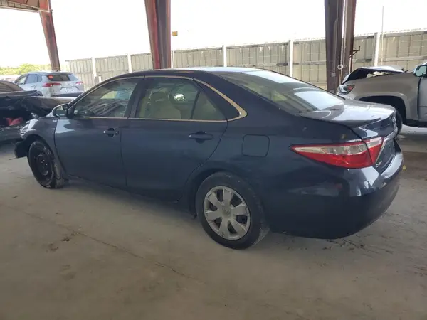 4T1BF1FK1GU552580 2016 TOYOTA CAMRY - Image 2