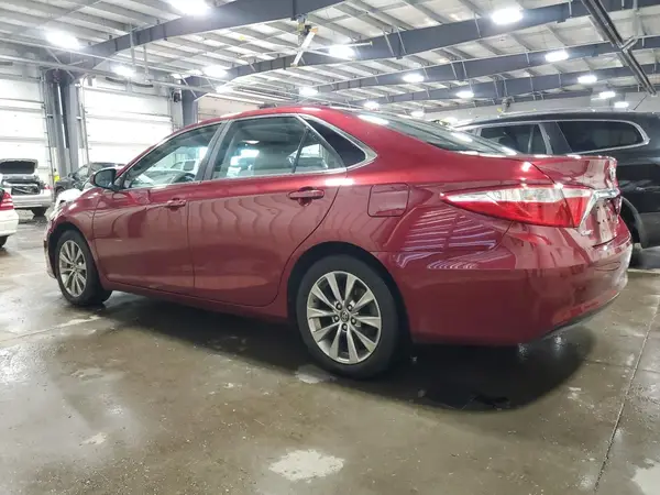 4T1BF1FK1GU553583 2016 TOYOTA CAMRY - Image 2