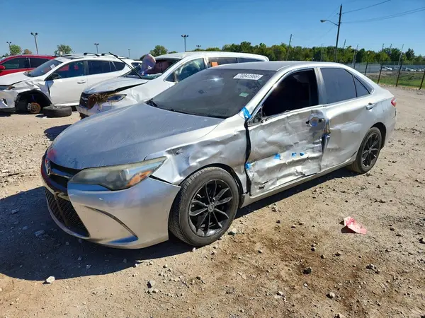 4T1BF1FK1GU560534 2016 TOYOTA CAMRY - Image 1