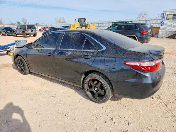 4T1BF1FK1GU563997 2016 TOYOTA CAMRY - Image 2