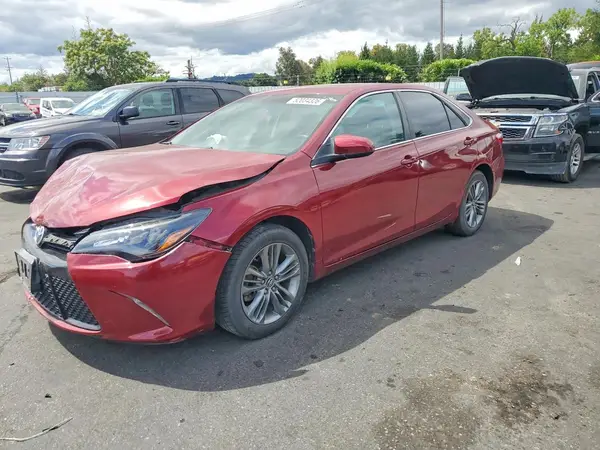 4T1BF1FK1GU565443 2016 TOYOTA CAMRY - Image 1