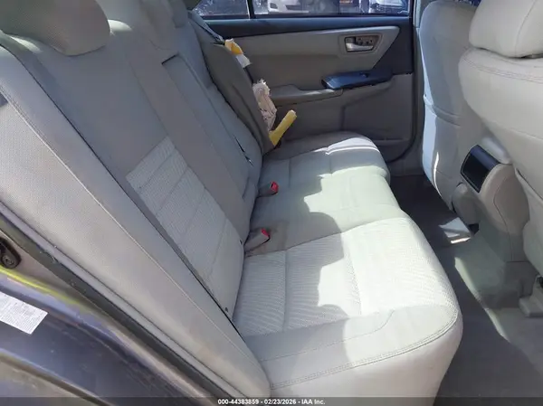 4T1BF1FK1GU567824 2016 TOYOTA CAMRY - Image 8