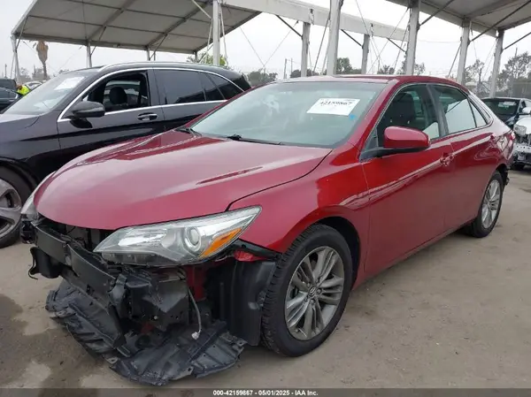 4T1BF1FK1GU567855 2016 TOYOTA CAMRY - Image 2