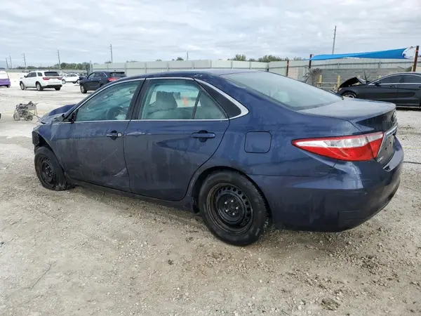 4T1BF1FK1GU571601 2016 TOYOTA CAMRY - Image 2