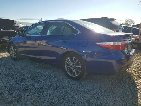 4T1BF1FK1GU573025 2016 TOYOTA CAMRY - Image 2
