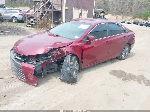 4T1BF1FK1GU573879 2016 TOYOTA CAMRY - Image 2