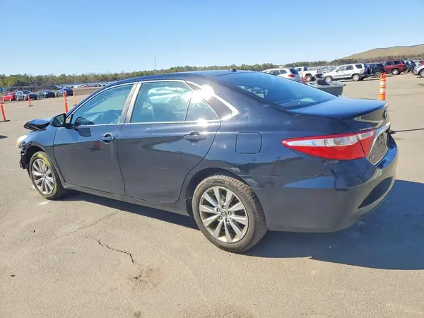 4T1BF1FK1GU579973 2016 TOYOTA CAMRY - Image 2