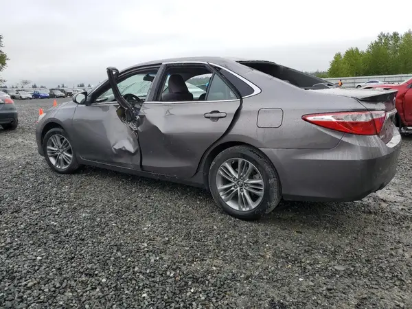 4T1BF1FK1GU580122 2016 TOYOTA CAMRY - Image 2