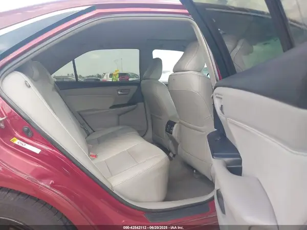 4T1BF1FK1GU583389 2016 TOYOTA CAMRY - Image 8