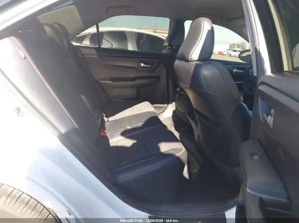 4T1BF1FK1GU584056 2016 TOYOTA CAMRY - Image 8