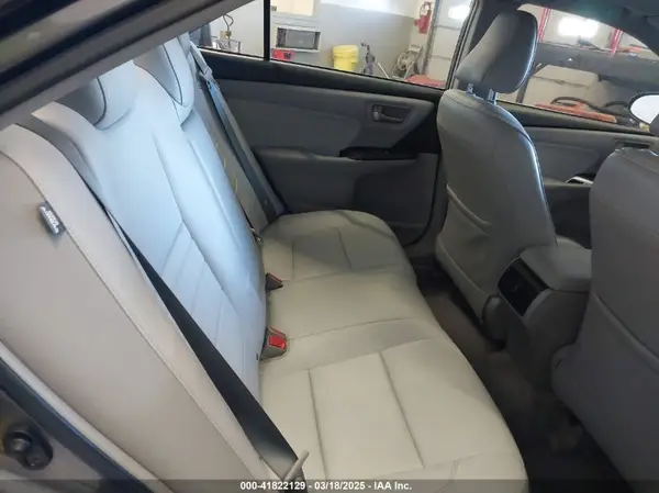4T1BF1FK1GU584588 2016 TOYOTA CAMRY - Image 8