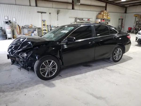 4T1BF1FK1GU586227 2016 TOYOTA CAMRY - Image 1