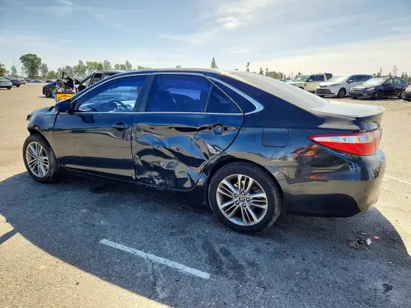 4T1BF1FK1GU592898 2016 TOYOTA CAMRY - Image 2