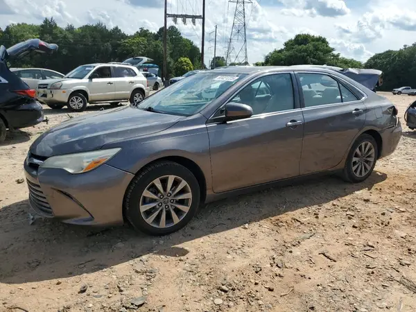 4T1BF1FK1GU593193 2016 TOYOTA CAMRY - Image 1