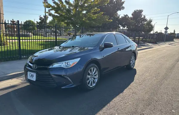 4T1BF1FK1GU597115 2016 TOYOTA CAMRY - Image 2