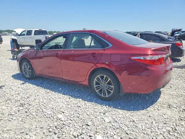 4T1BF1FK1GU597499 2016 TOYOTA CAMRY - Image 2
