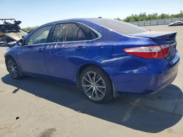4T1BF1FK1GU598099 2016 TOYOTA CAMRY - Image 2