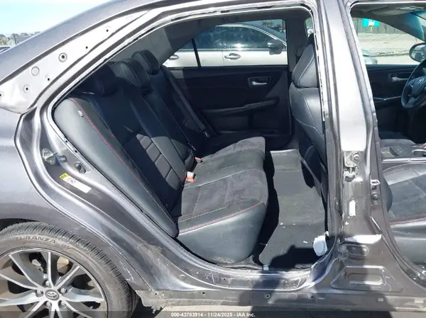 4T1BF1FK1GU605701 2016 TOYOTA CAMRY - Image 8