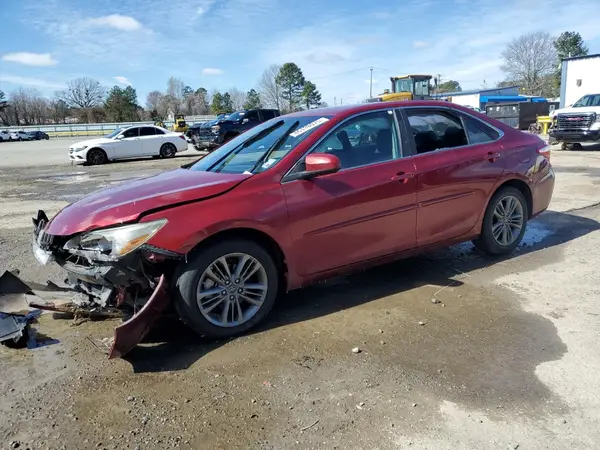 4T1BF1FK1GU606704 2016 TOYOTA CAMRY - Image 1