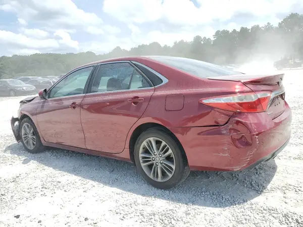 4T1BF1FK1GU610817 2016 TOYOTA CAMRY - Image 2