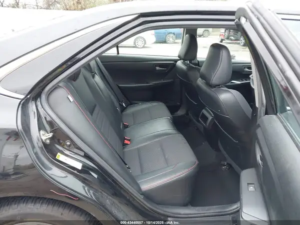 4T1BF1FK1GU611269 2016 TOYOTA CAMRY - Image 8
