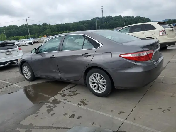 4T1BF1FK1GU612941 2016 TOYOTA CAMRY - Image 2