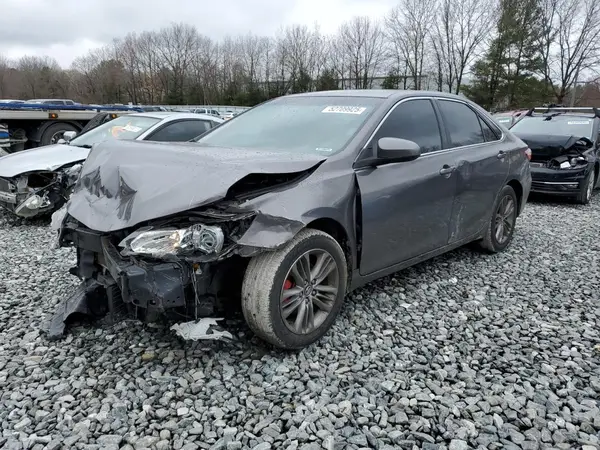4T1BF1FK1GU614222 2016 TOYOTA CAMRY - Image 1