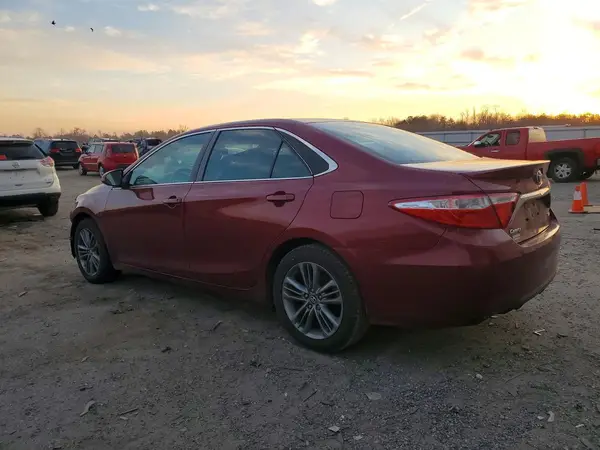 4T1BF1FK1H4690864 2017 TOYOTA CAMRY - Image 2
