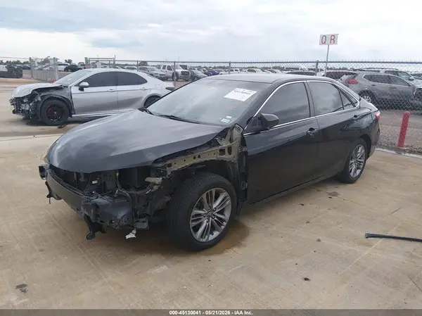 4T1BF1FK1HU267671 2017 TOYOTA CAMRY - Image 2