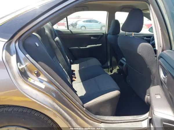4T1BF1FK1HU271994 2017 TOYOTA CAMRY - Image 8