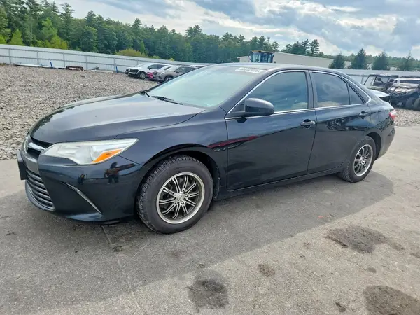 4T1BF1FK1HU272353 2017 TOYOTA CAMRY - Image 1