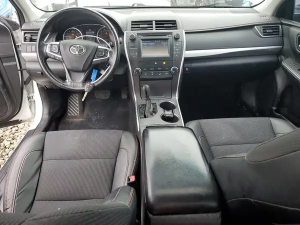 4T1BF1FK1HU272675 2017 TOYOTA CAMRY - Image 8