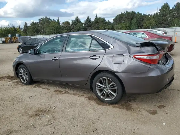 4T1BF1FK1HU281196 2017 TOYOTA CAMRY - Image 2