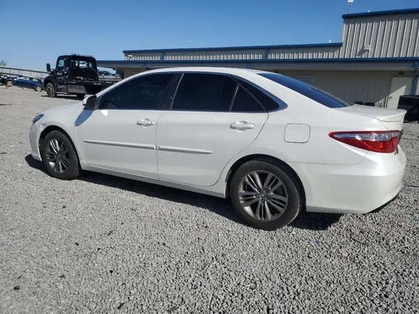 4T1BF1FK1HU283756 2017 TOYOTA CAMRY - Image 2