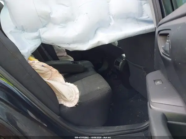 4T1BF1FK1HU285992 2017 TOYOTA CAMRY - Image 8
