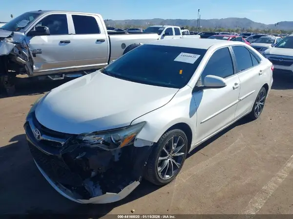 4T1BF1FK1HU290481 2017 TOYOTA CAMRY - Image 2