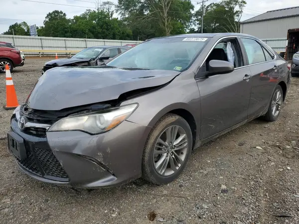 4T1BF1FK1HU295034 2017 TOYOTA CAMRY - Image 1