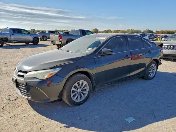 4T1BF1FK1HU296037 2017 TOYOTA CAMRY - Image 1