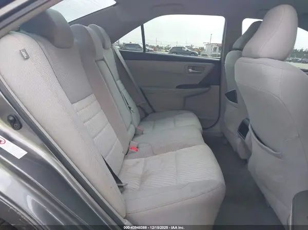 4T1BF1FK1HU296443 2017 TOYOTA CAMRY - Image 8