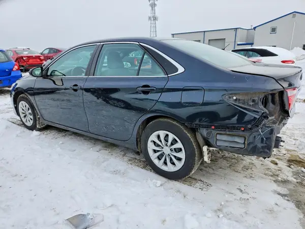 4T1BF1FK1HU298323 2017 TOYOTA CAMRY - Image 2