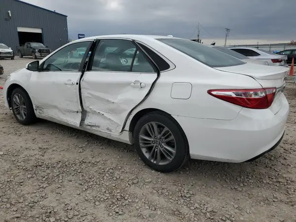 4T1BF1FK1HU305707 2017 TOYOTA CAMRY - Image 2
