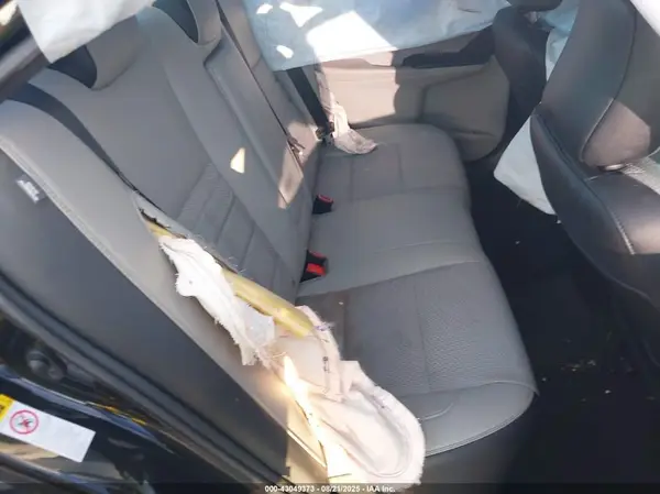 4T1BF1FK1HU308378 2017 TOYOTA CAMRY - Image 8