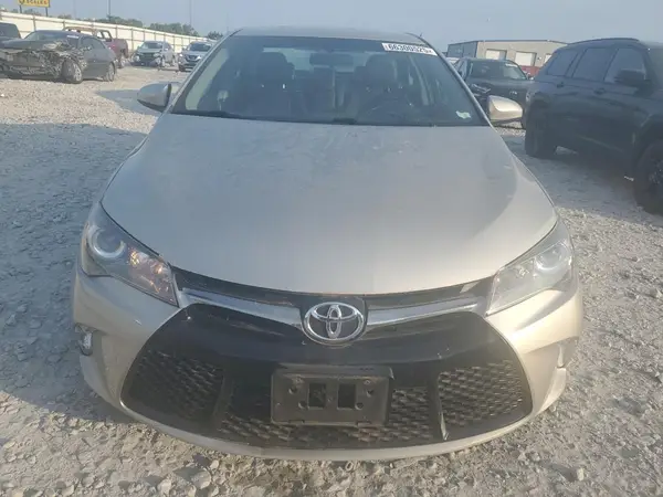 4T1BF1FK1HU308509 2017 TOYOTA CAMRY - Image 2