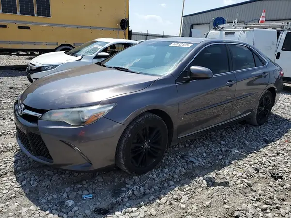 4T1BF1FK1HU312446 2017 TOYOTA CAMRY - Image 1