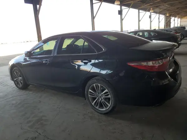4T1BF1FK1HU313242 2017 TOYOTA CAMRY - Image 2