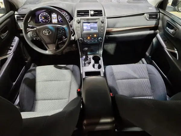 4T1BF1FK1HU315282 2017 TOYOTA CAMRY - Image 8