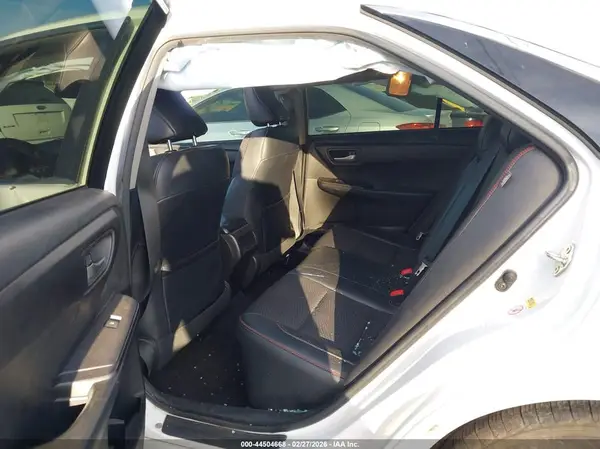 4T1BF1FK1HU319641 2017 TOYOTA CAMRY - Image 8